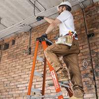 Step Ladder, 12', Fibreglass, 375 lbs. Capacity, Type 1AA GTA Hardware Inc